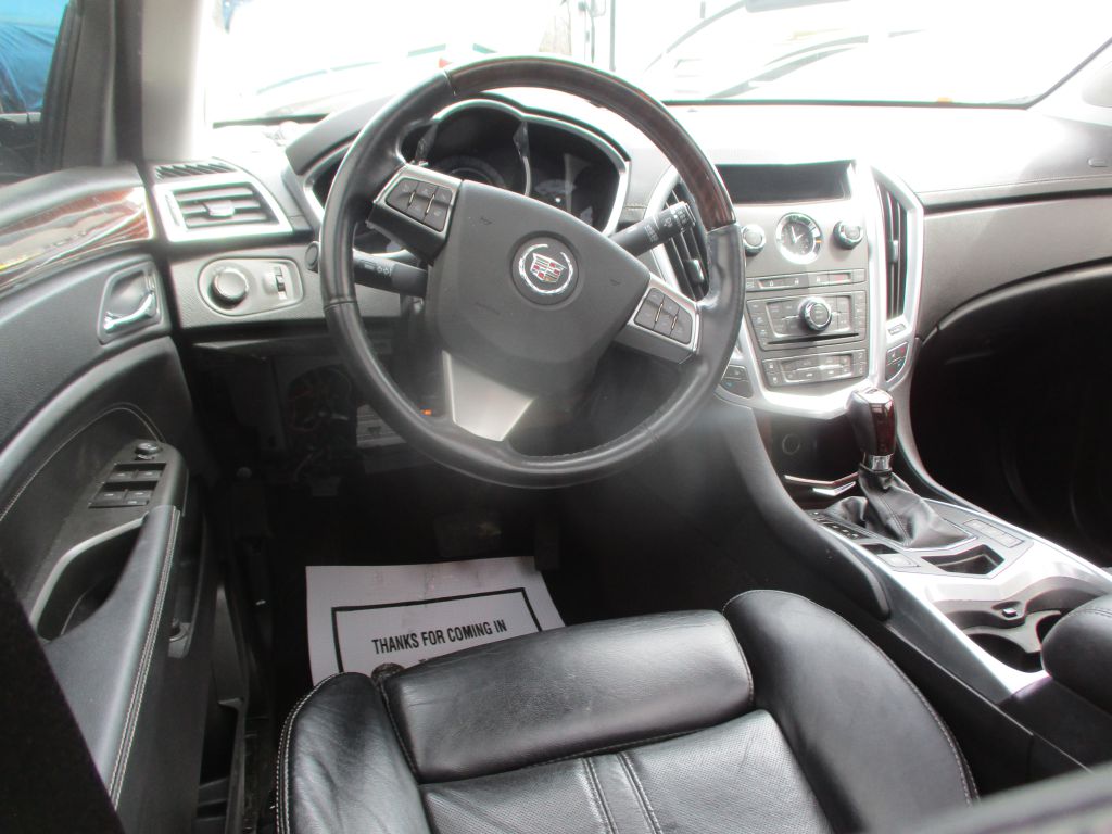 Photo 8 of this CADILLAC SRX