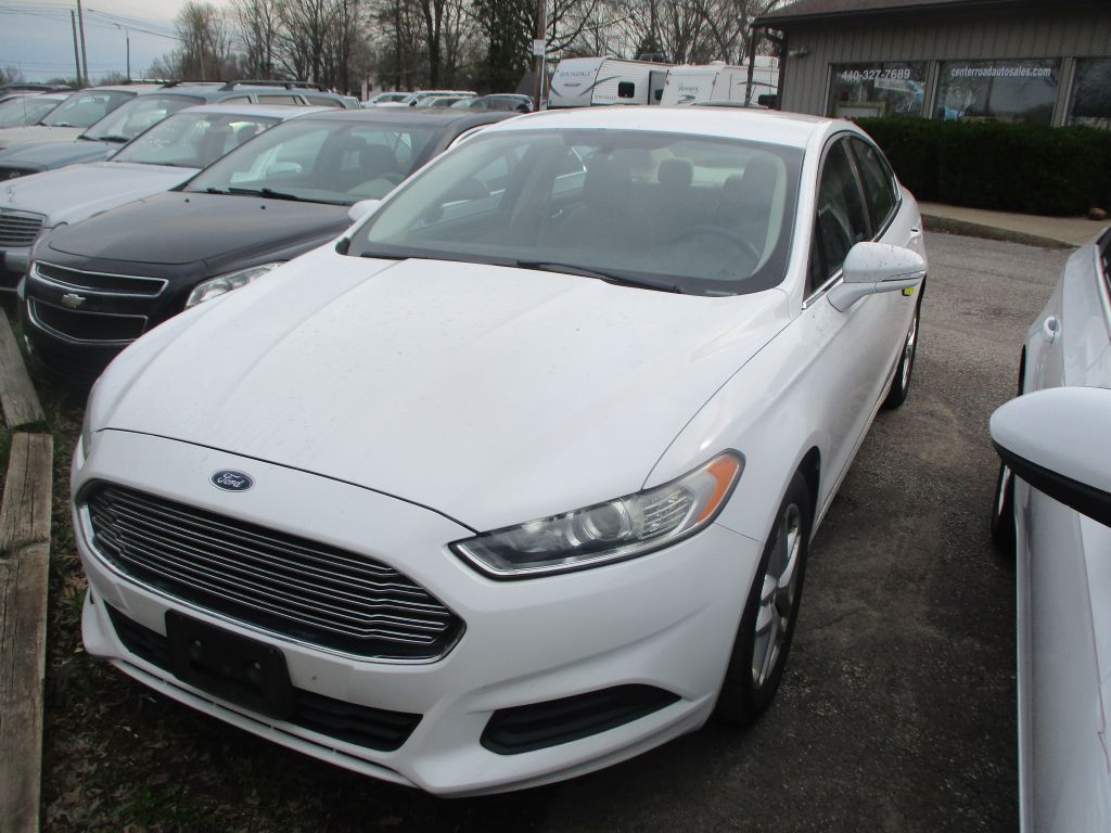 Photo 3 of this FORD FUSION