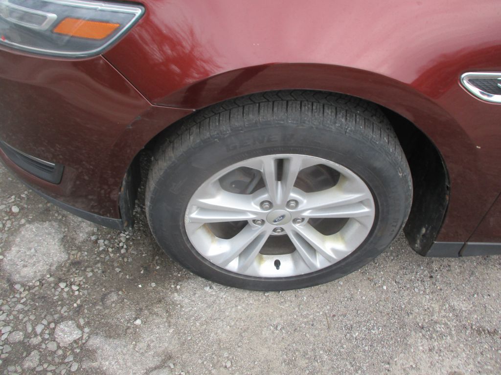FORD TAURUS 2015 FORD TAURUS 1FAHP2E80FG206692