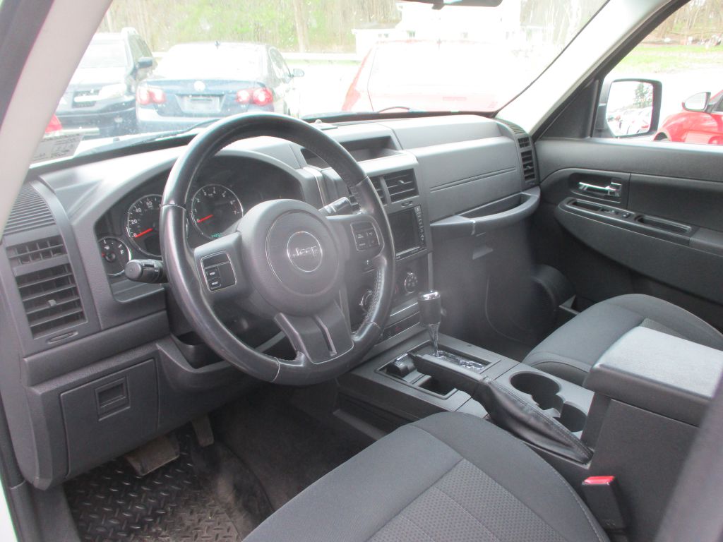 JEEP LIBERTY 2011 JEEP LIBERTY 1J4PN2GK5BW520840