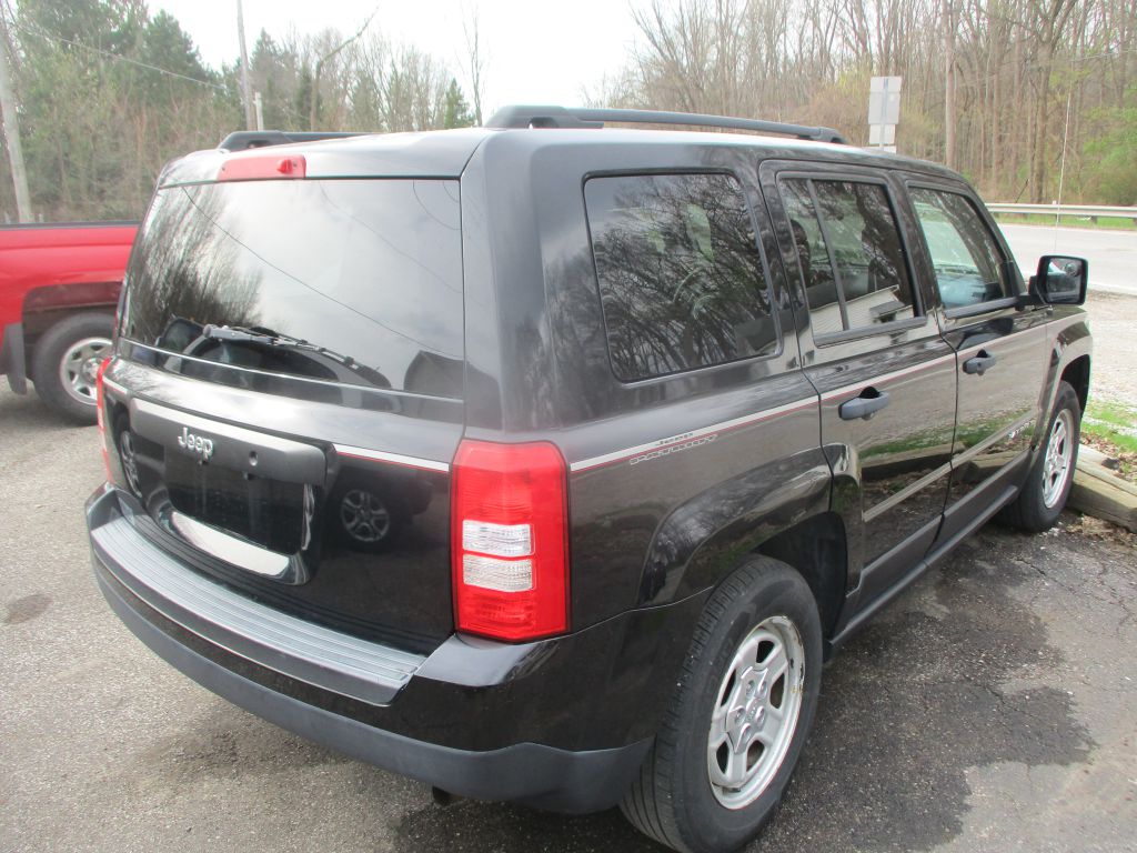 Photo 7 of this JEEP PATRIOT