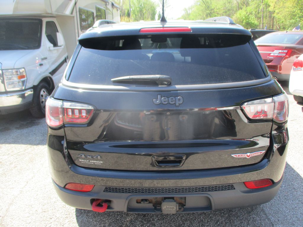 Photo 7 of this JEEP COMPASS