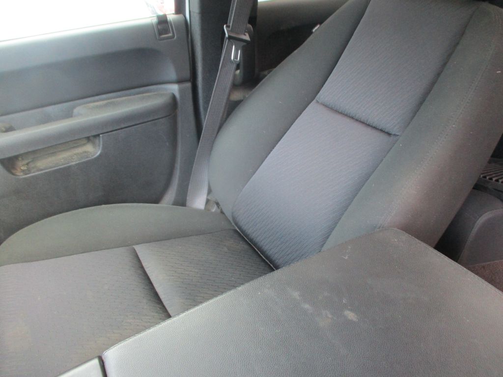 Photo 10 of this GMC SIERRA