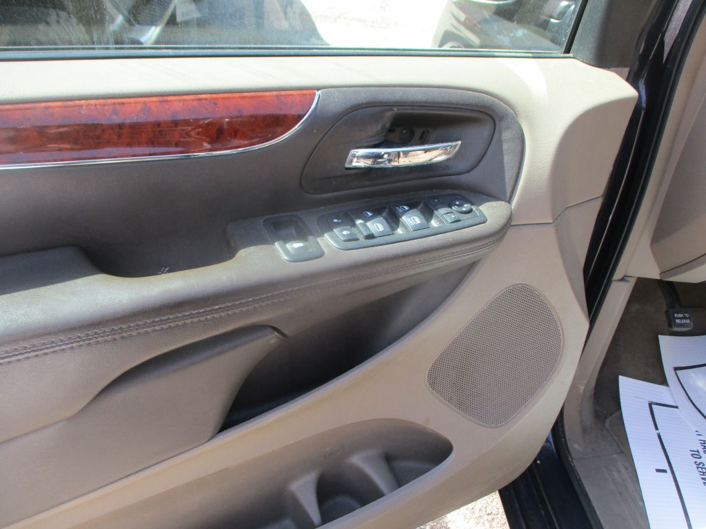 CHRYSLER TOWN & COUNTRY 2014 CHRYSLER TOWN & COUNTRY 2C4RC1BG2ER125318