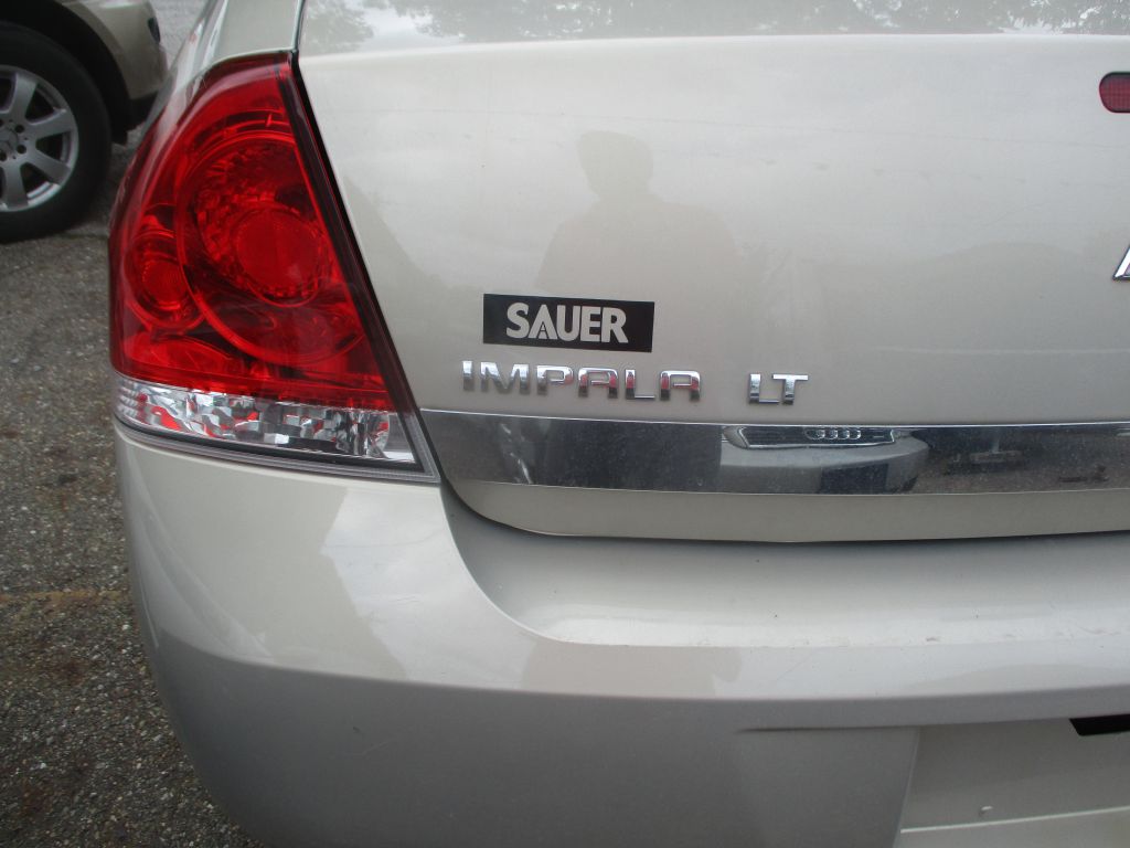 Photo 7 of this CHEVROLET IMPALA