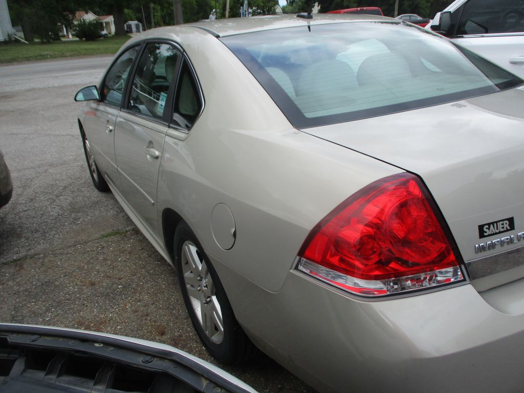Photo 8 of this CHEVROLET IMPALA