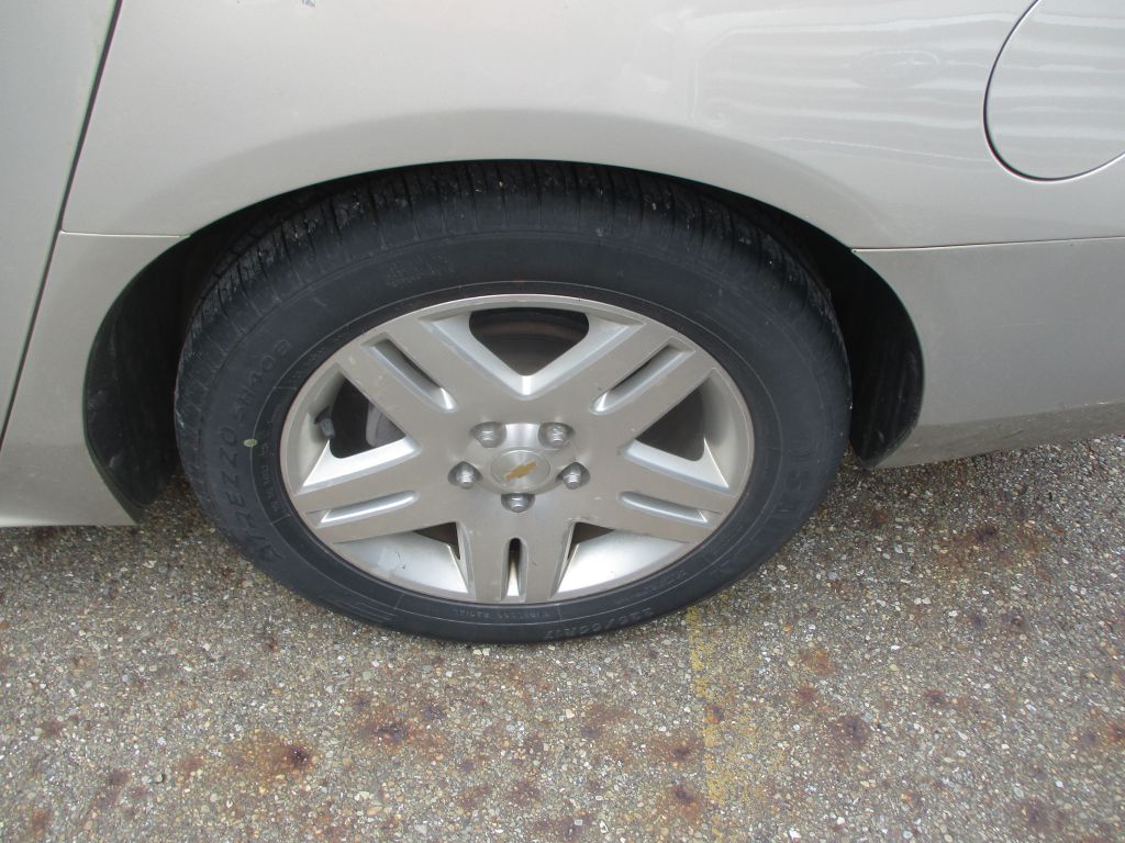 Photo 9 of this CHEVROLET IMPALA