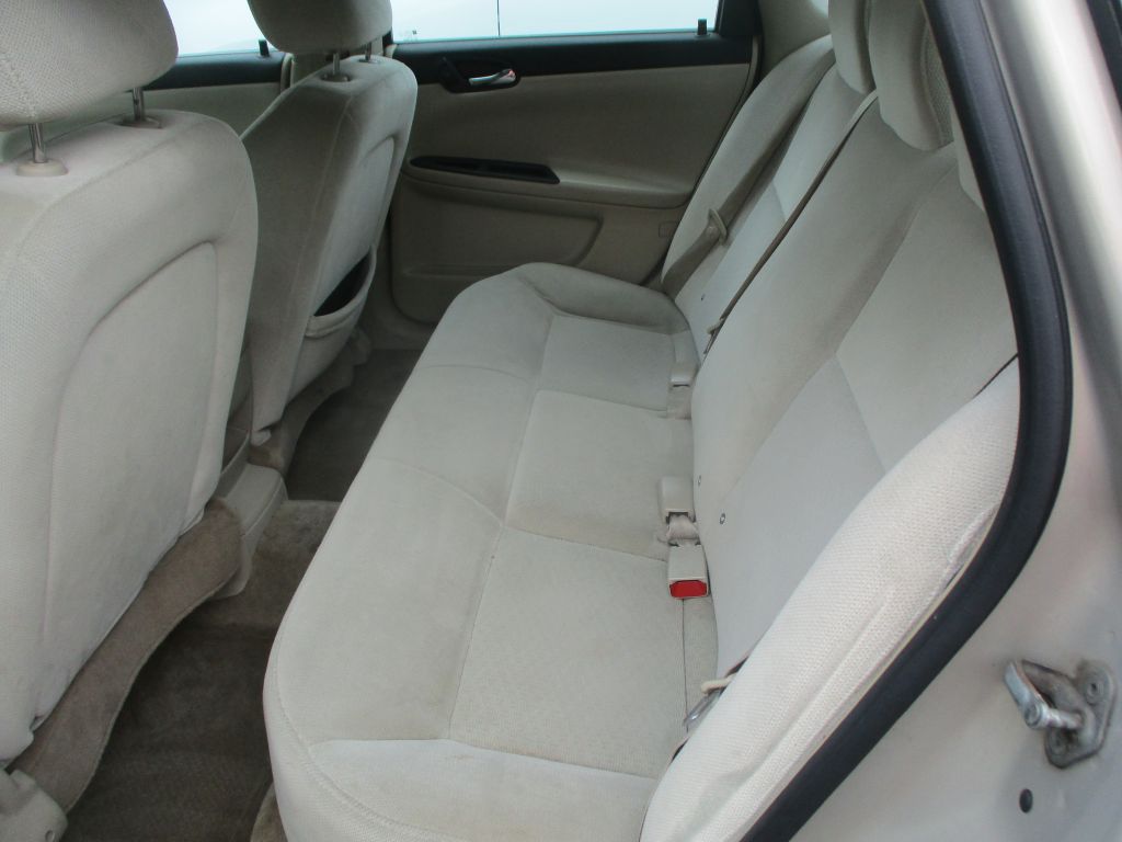 Photo 10 of this CHEVROLET IMPALA