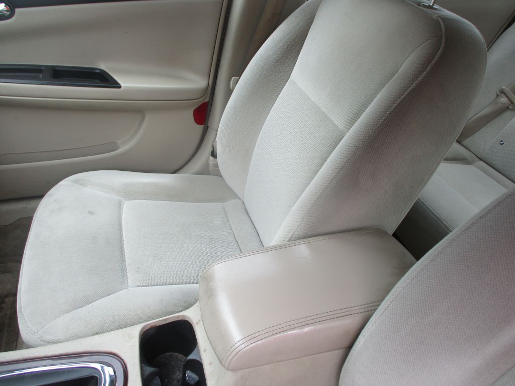 Photo 15 of this CHEVROLET IMPALA