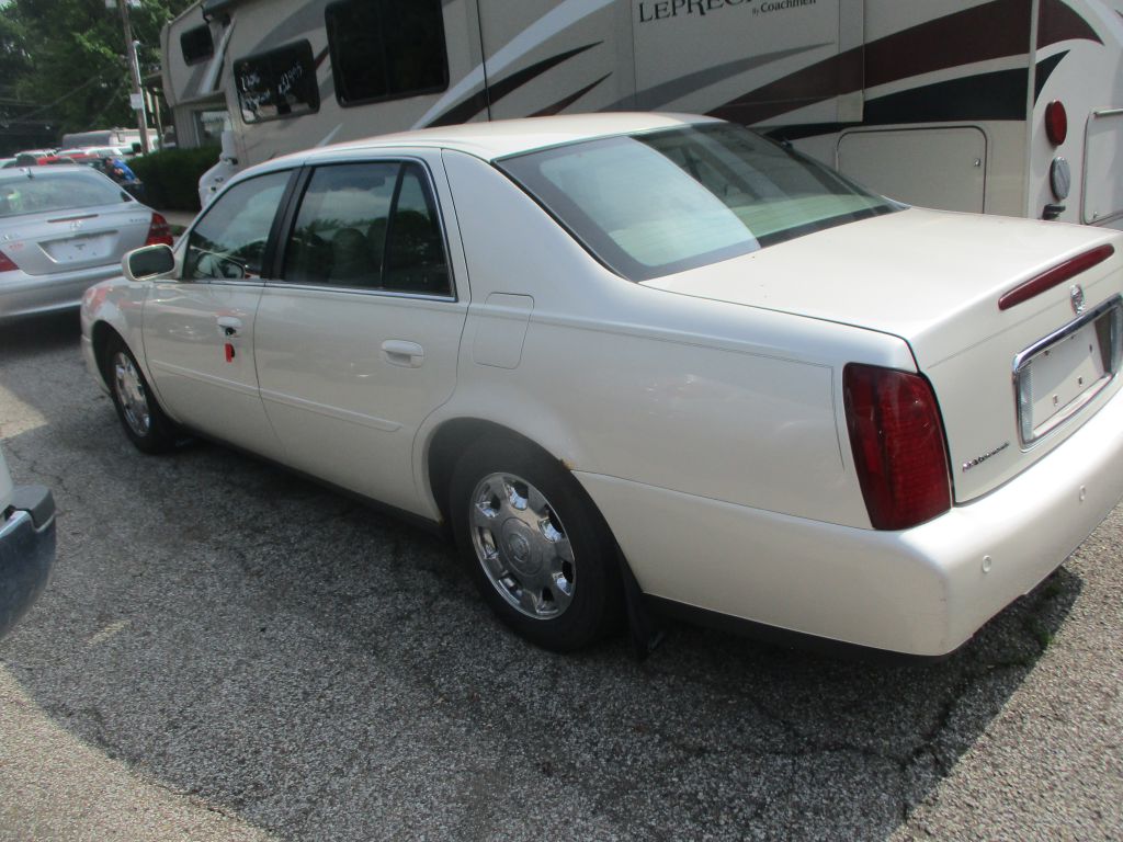 Photo 7 of this CADILLAC DEVILLE