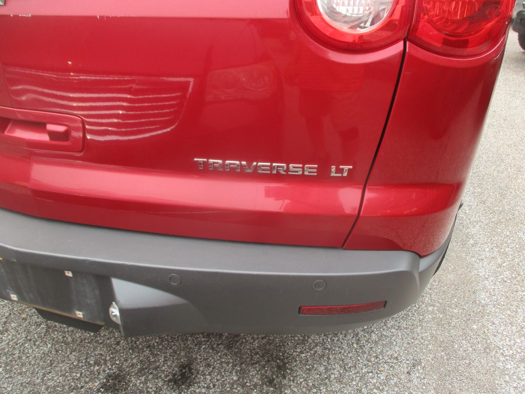 Photo 5 of this CHEVROLET TRAVERSE