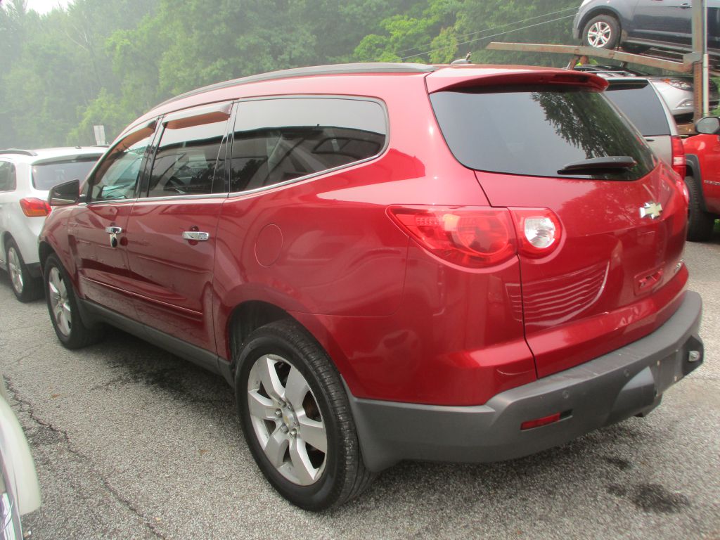 Photo 6 of this CHEVROLET TRAVERSE