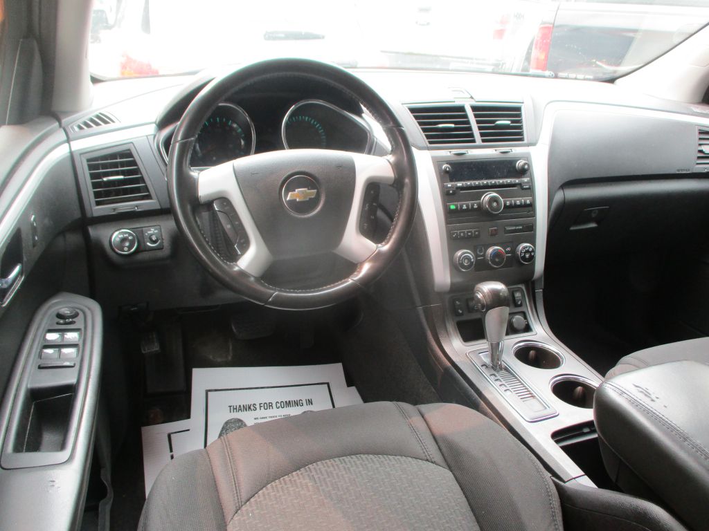 Photo 8 of this CHEVROLET TRAVERSE