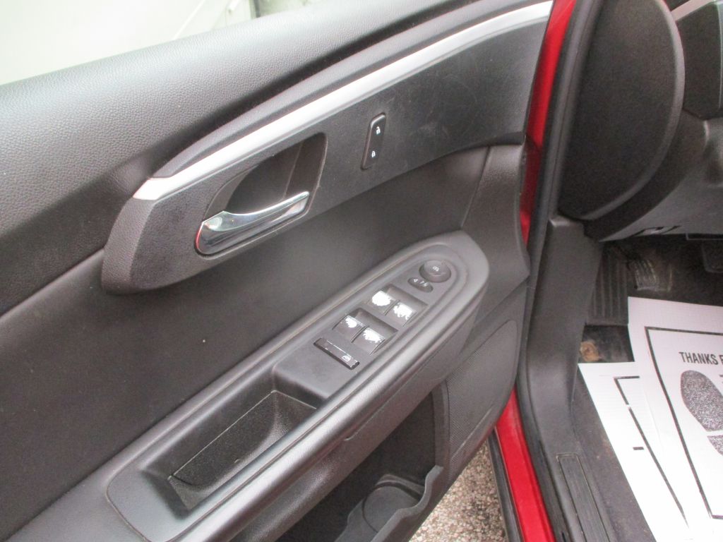 Photo 9 of this CHEVROLET TRAVERSE