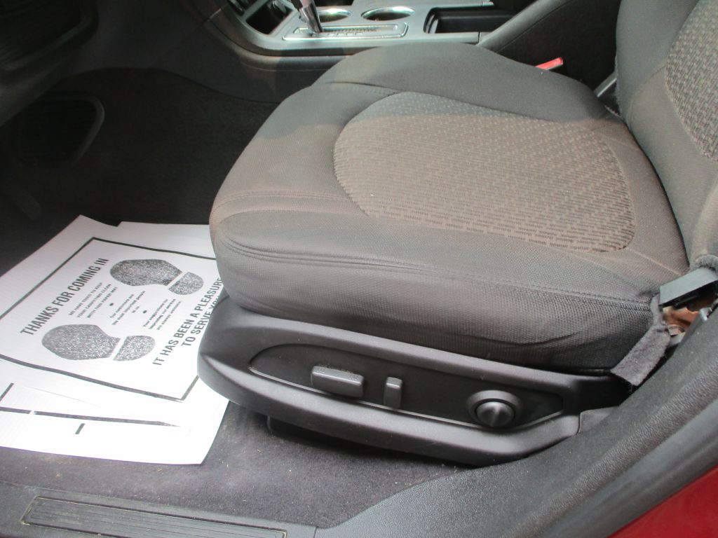 Photo 10 of this CHEVROLET TRAVERSE