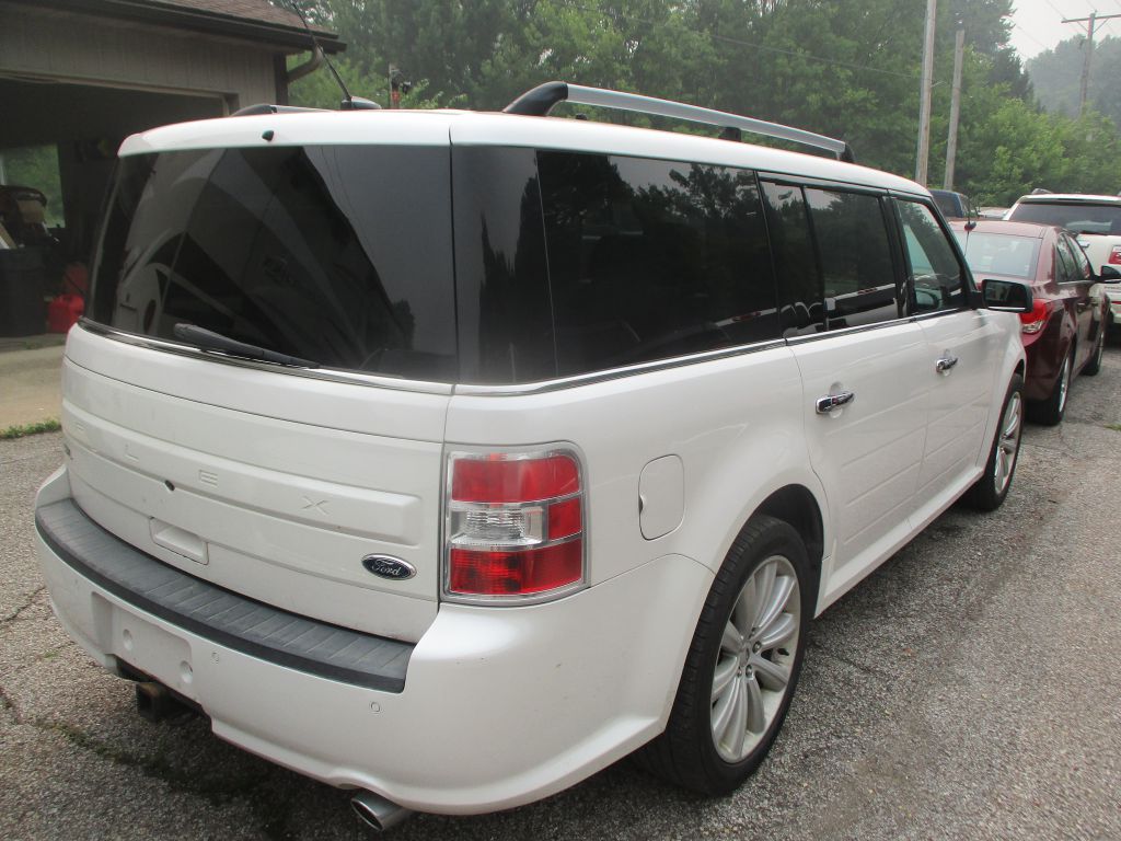 Photo 4 of this FORD FLEX