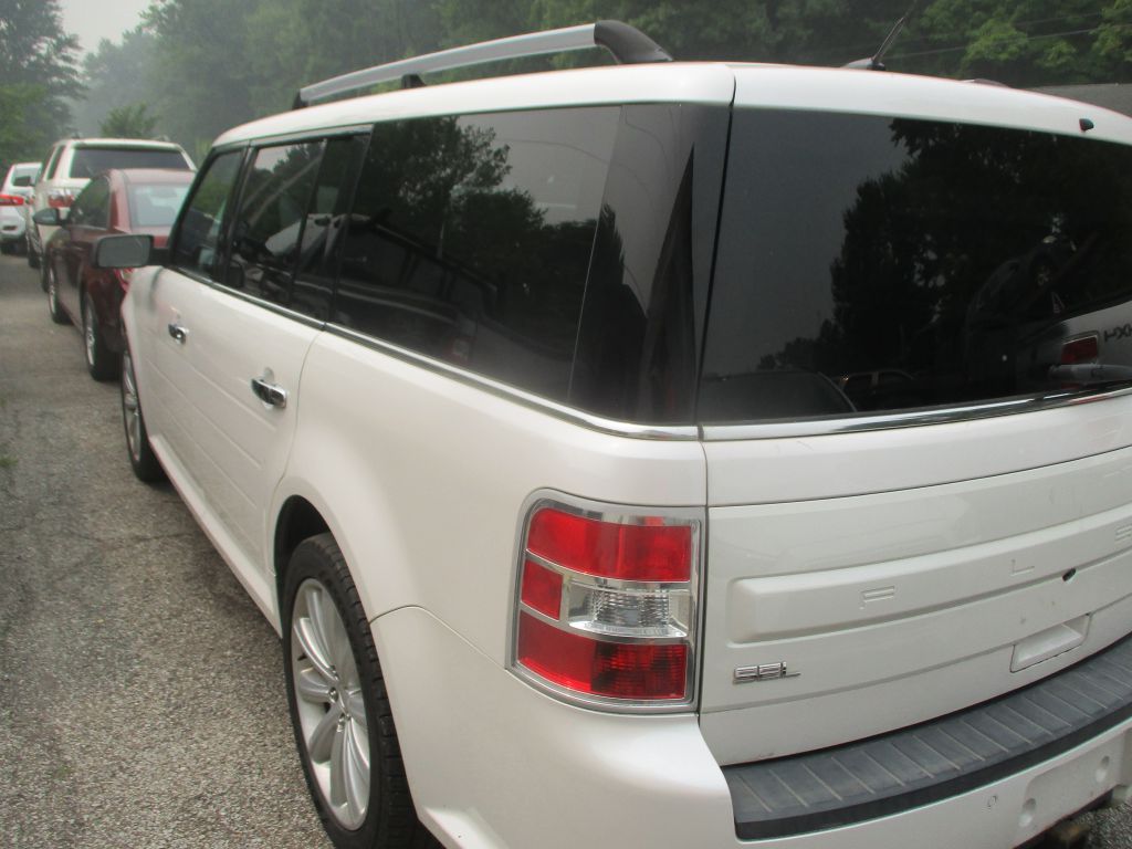 Photo 5 of this FORD FLEX