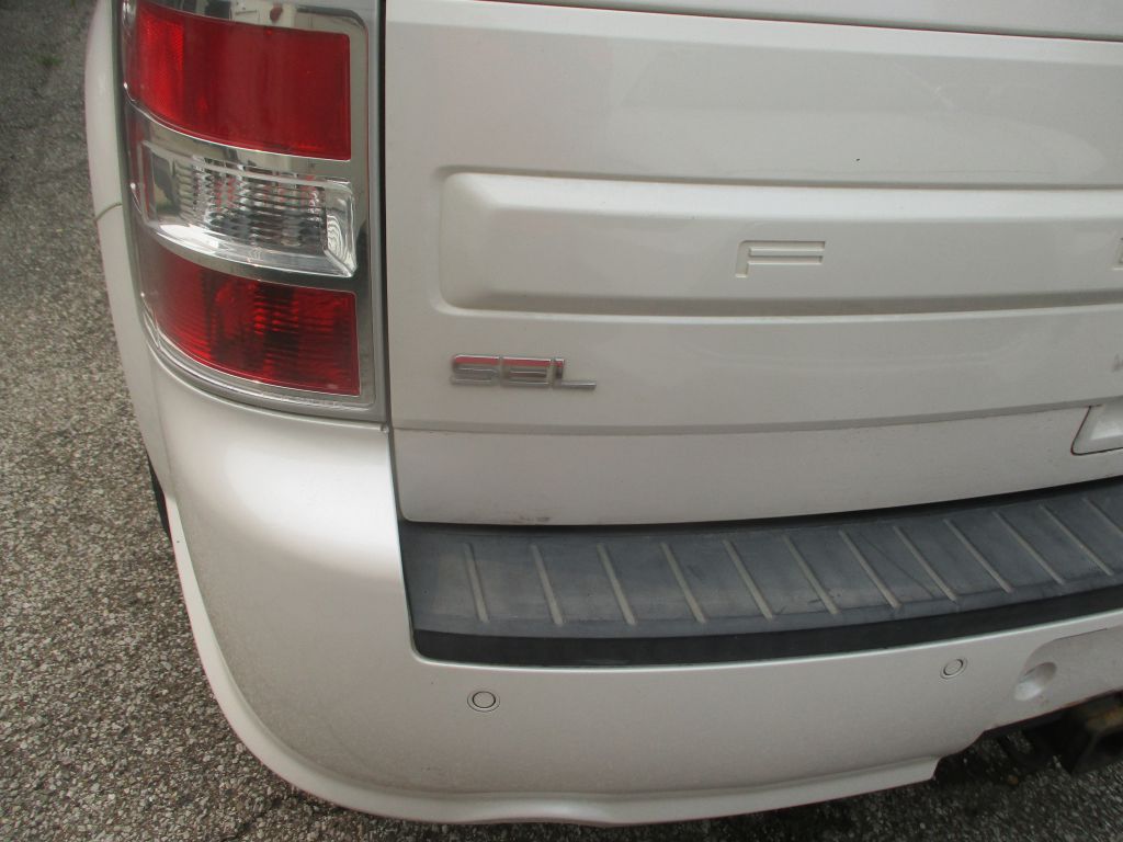 Photo 6 of this FORD FLEX