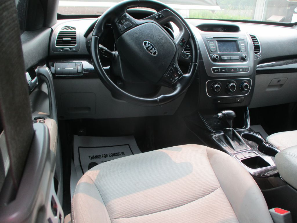 Photo 6 of this KIA SORENTO