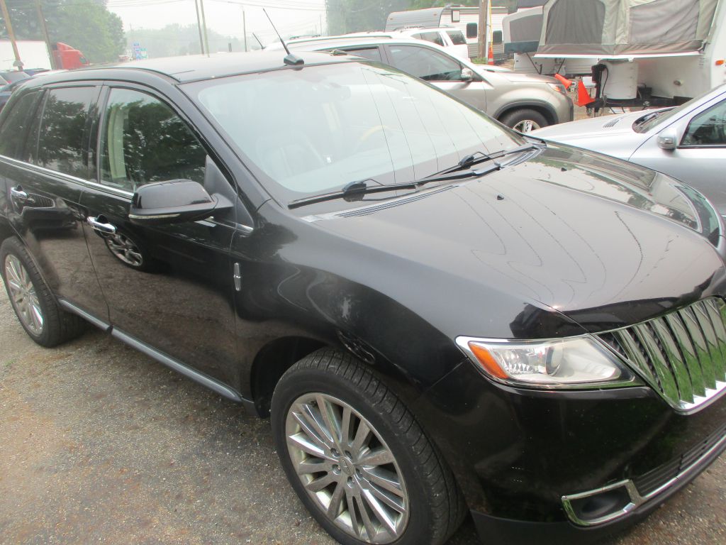 Photo 3 of this LINCOLN MKX