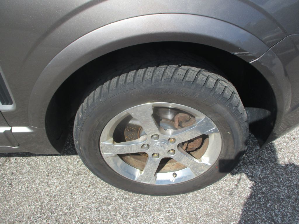 Photo 3 of this CHEVROLET CAPTIVA