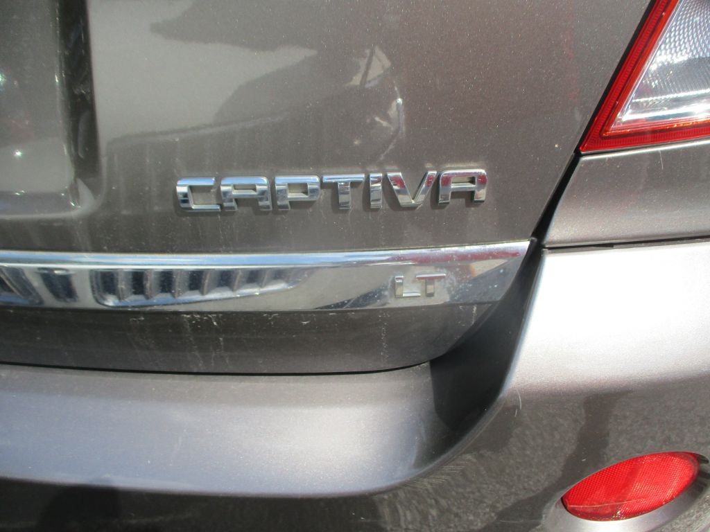 Photo 5 of this CHEVROLET CAPTIVA