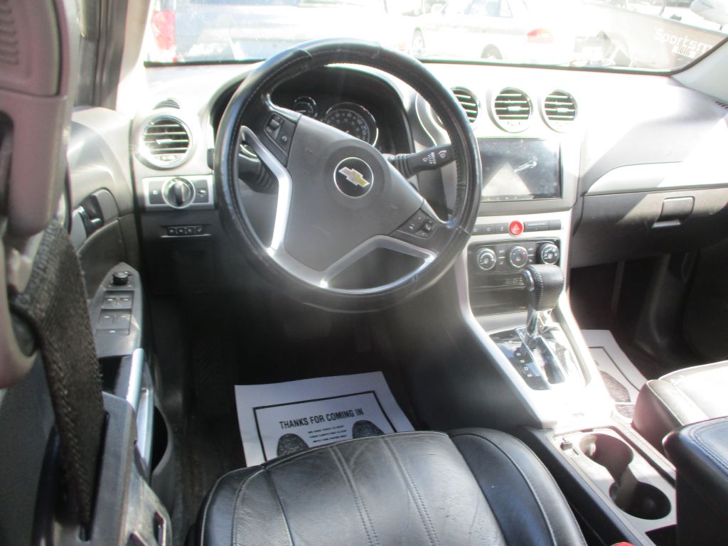Photo 8 of this CHEVROLET CAPTIVA