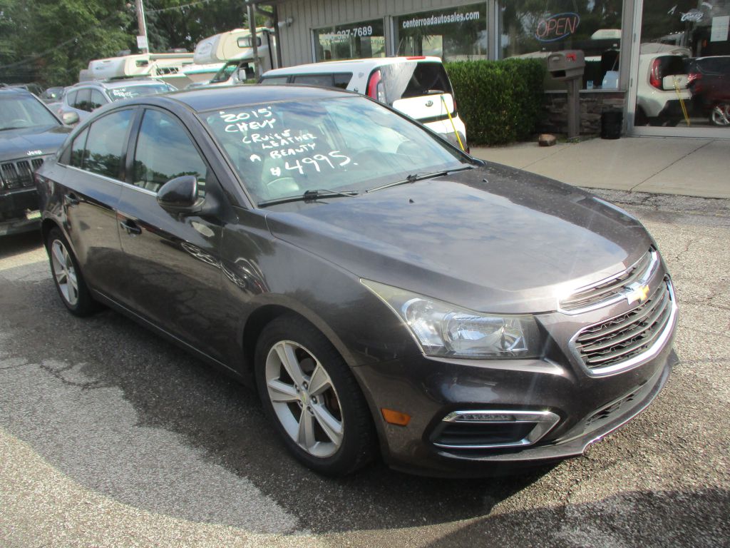 Photo 2 of this CHEVROLET CRUZE