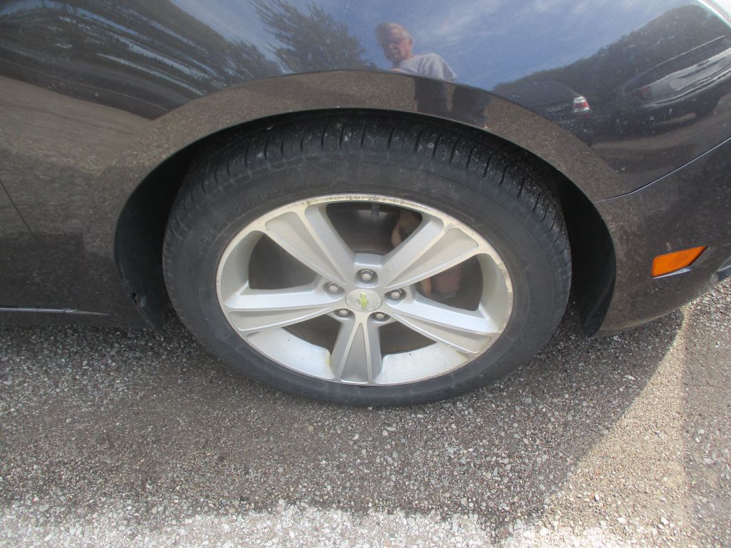 Photo 3 of this CHEVROLET CRUZE