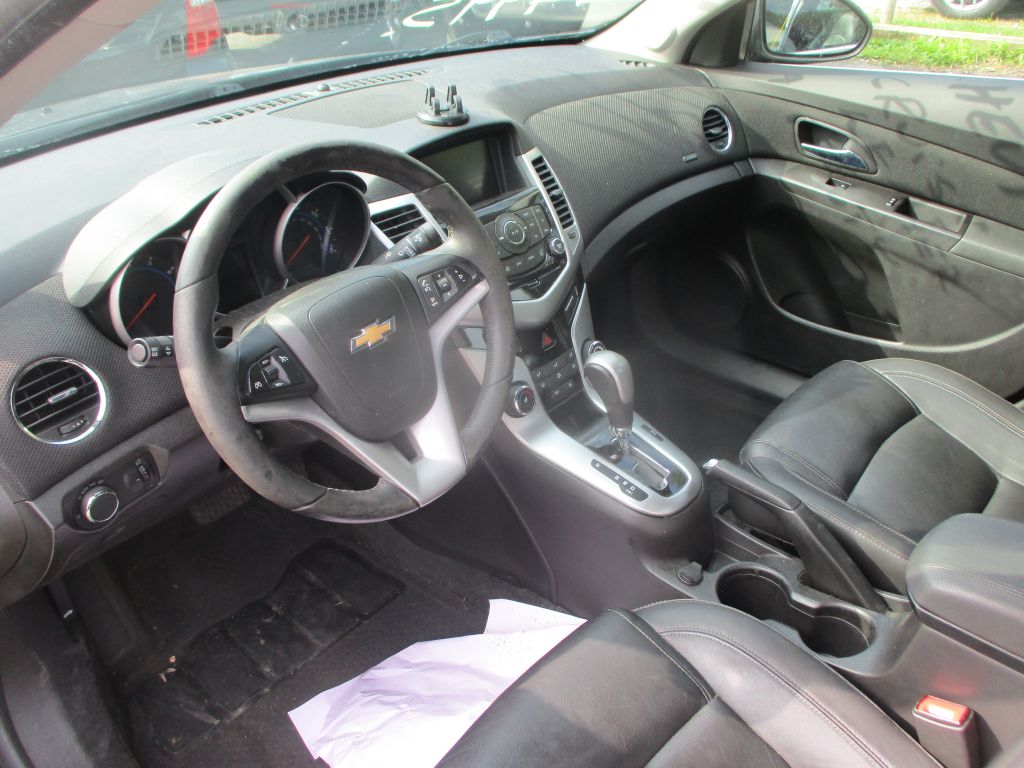 Photo 13 of this CHEVROLET CRUZE