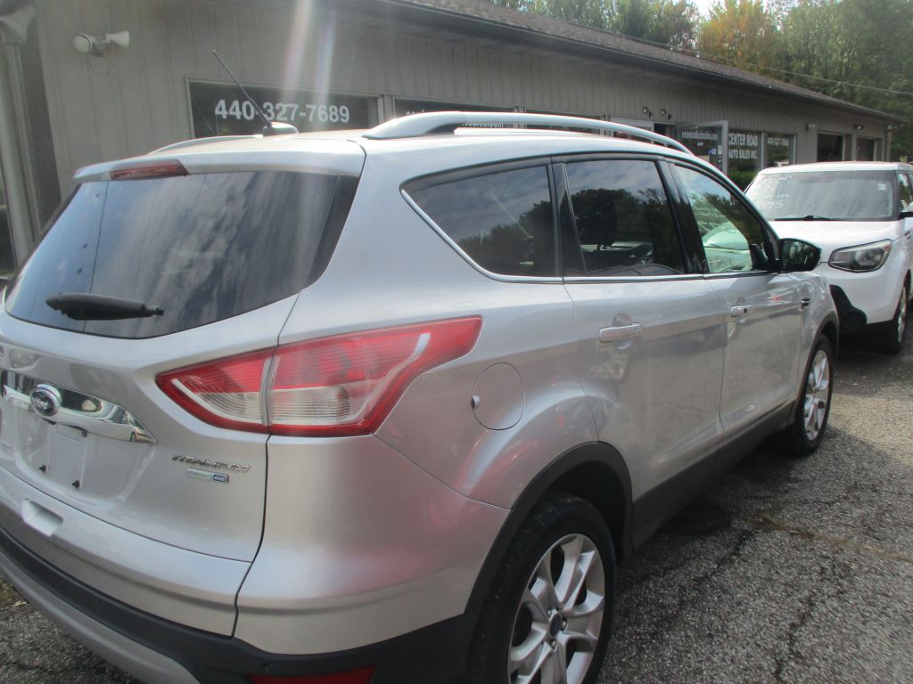Photo 6 of this FORD ESCAPE