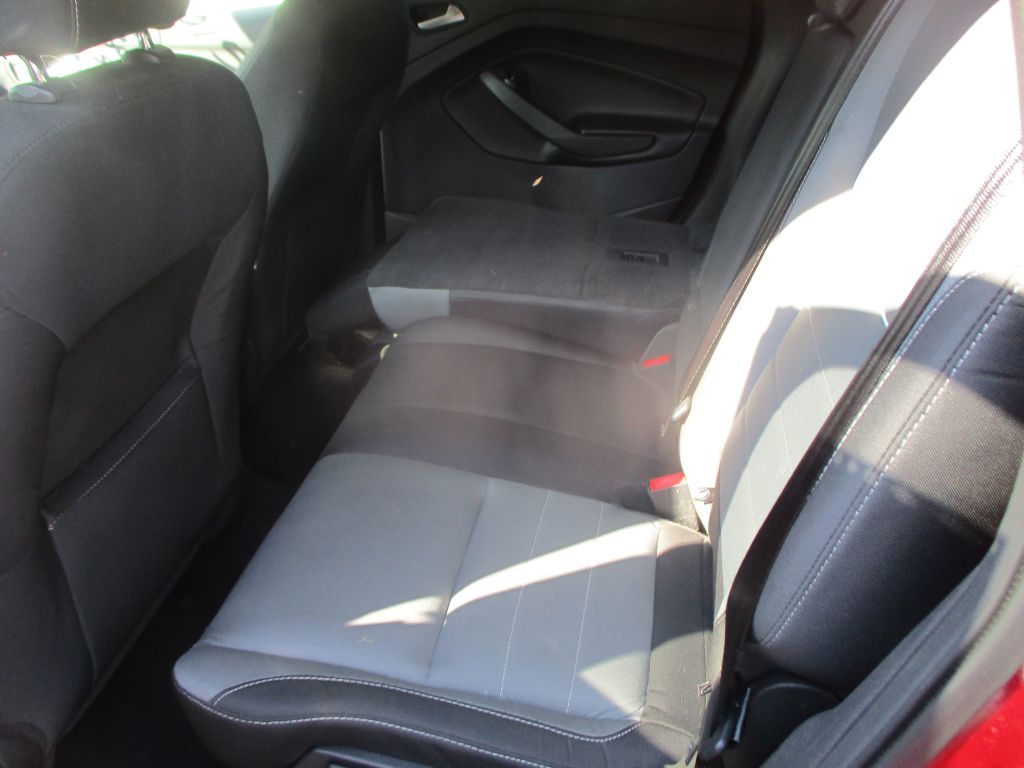 Photo 7 of this FORD ESCAPE
