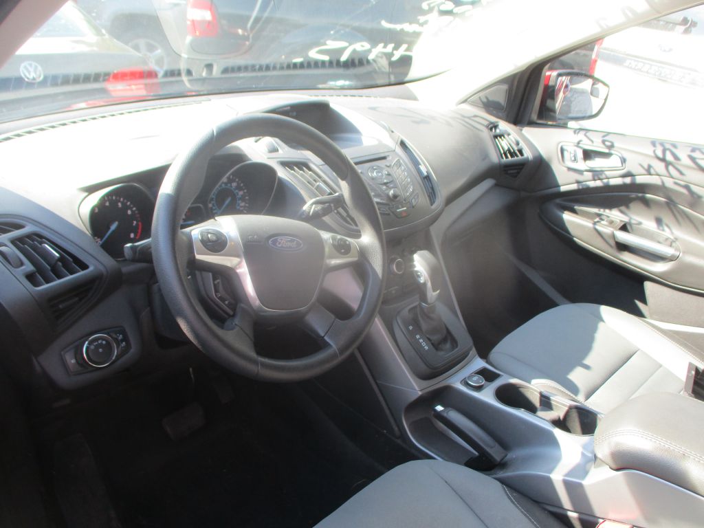 Photo 11 of this FORD ESCAPE