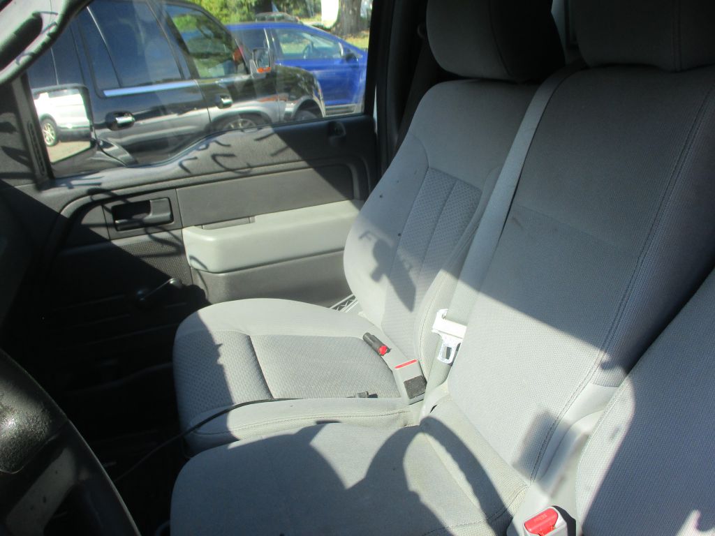 Photo 9 of this FORD F150