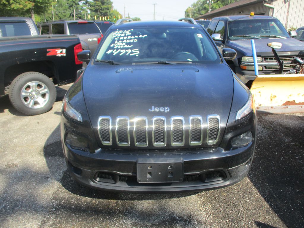 Photo 3 of this JEEP CHEROKEE