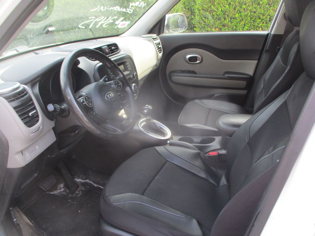Photo 10 of this KIA SOUL