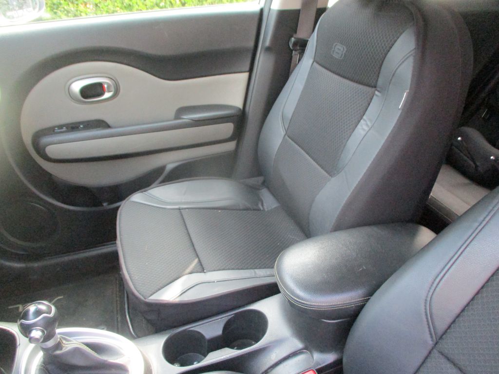 Photo 11 of this KIA SOUL