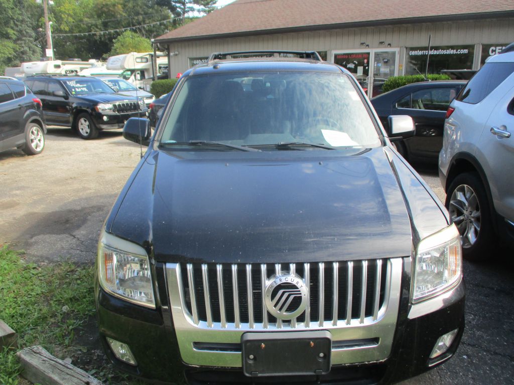 Photo 2 of this MERCURY MARINER