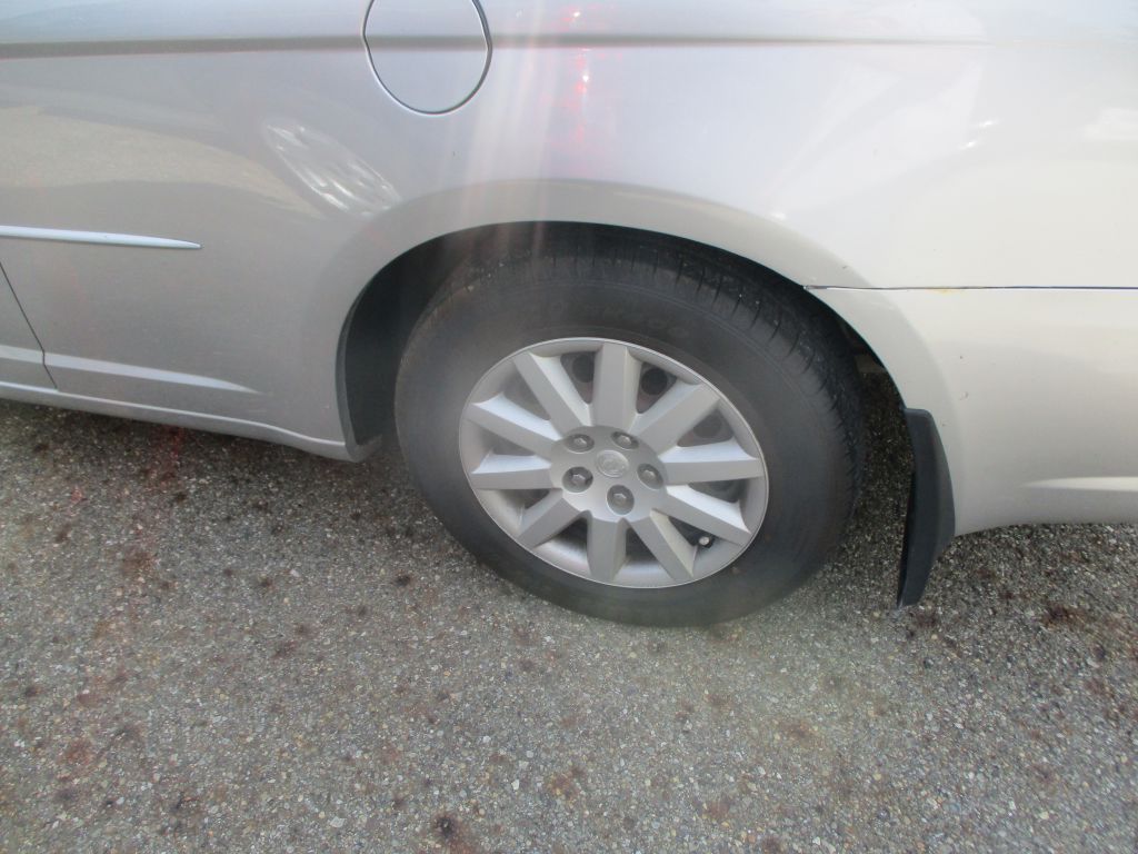 Photo 6 of this CHRYSLER SEBRING