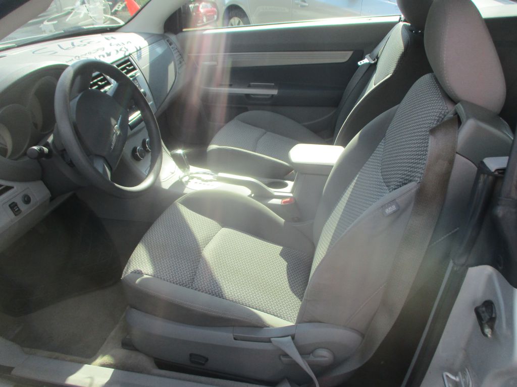 Photo 10 of this CHRYSLER SEBRING