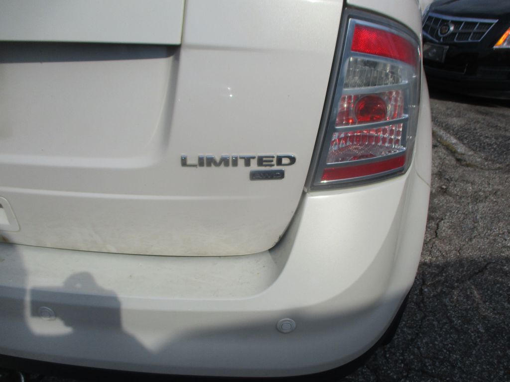 Photo 6 of this FORD EDGE