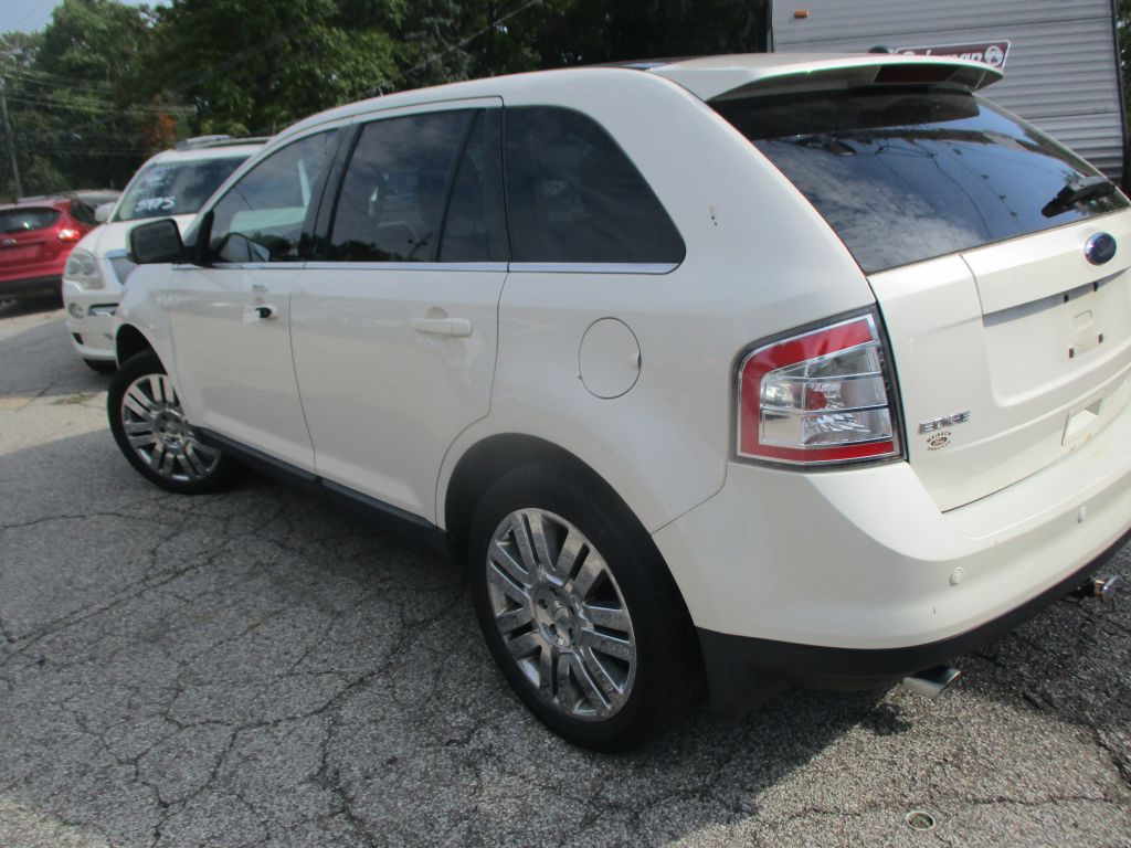 Photo 8 of this FORD EDGE