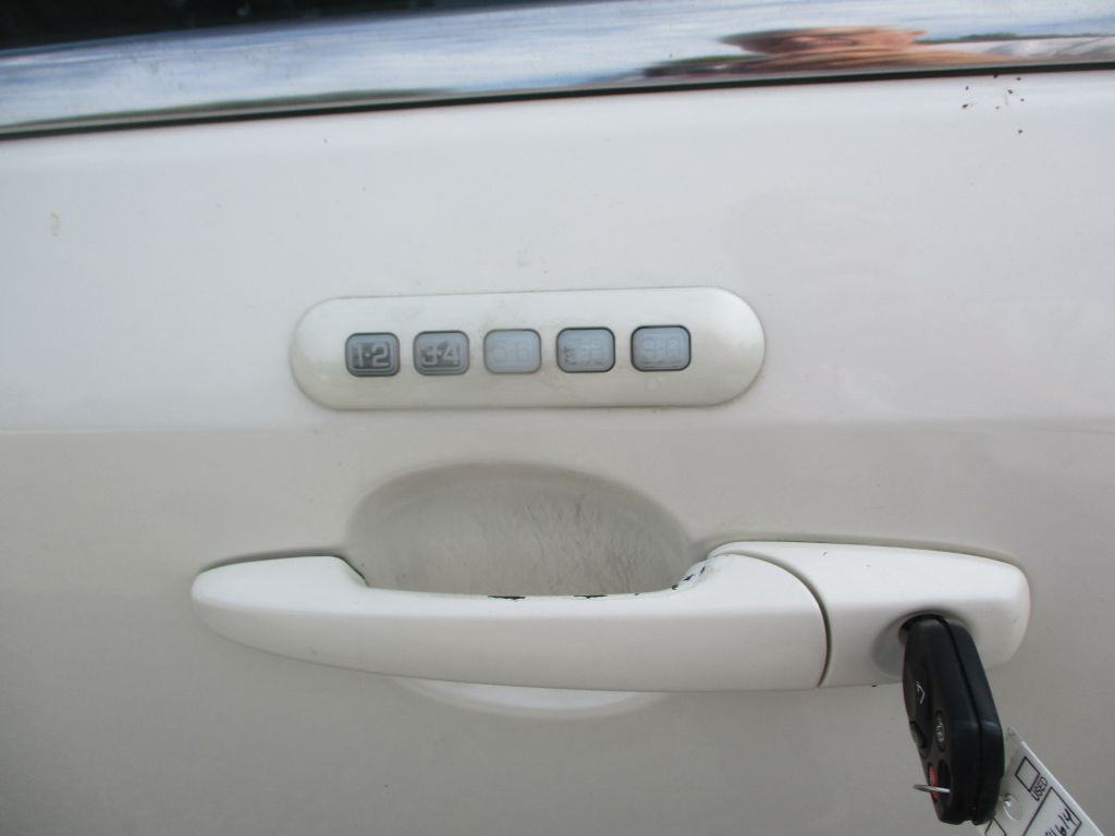 Photo 11 of this FORD EDGE