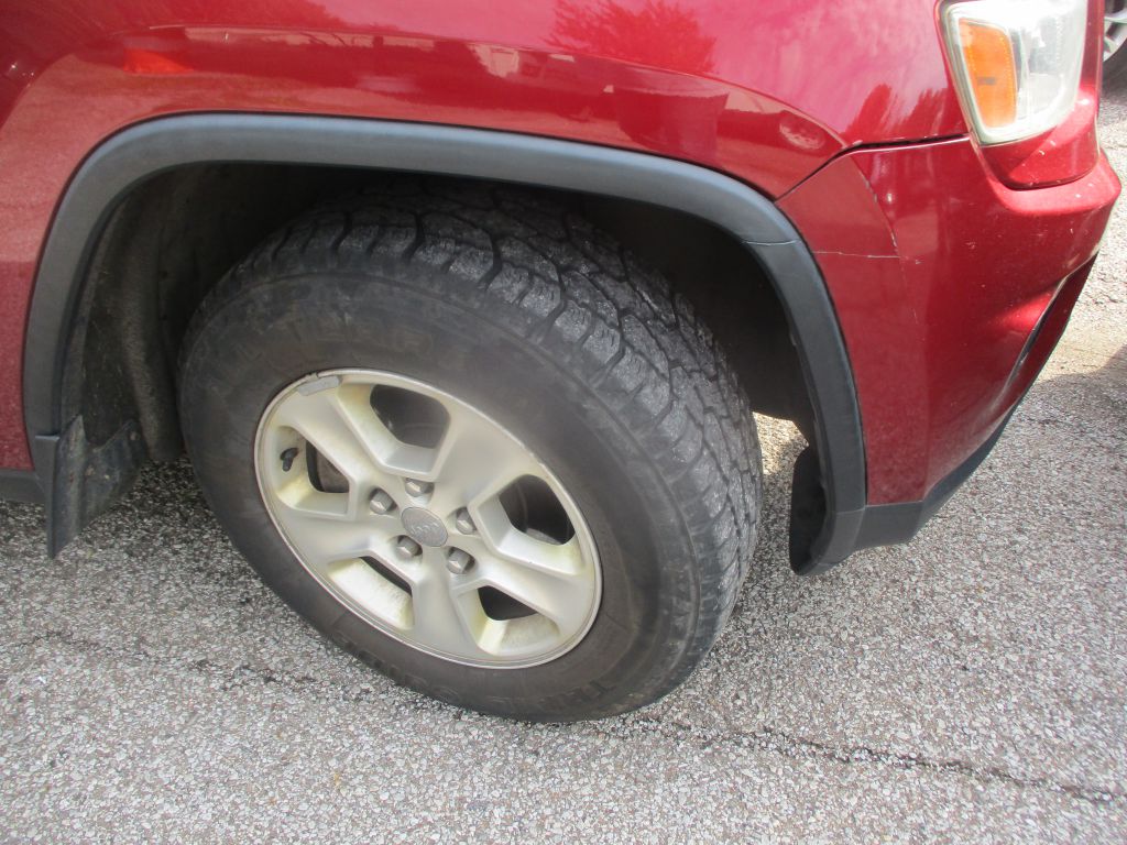 Photo 3 of this JEEP GRAND CHEROKEE