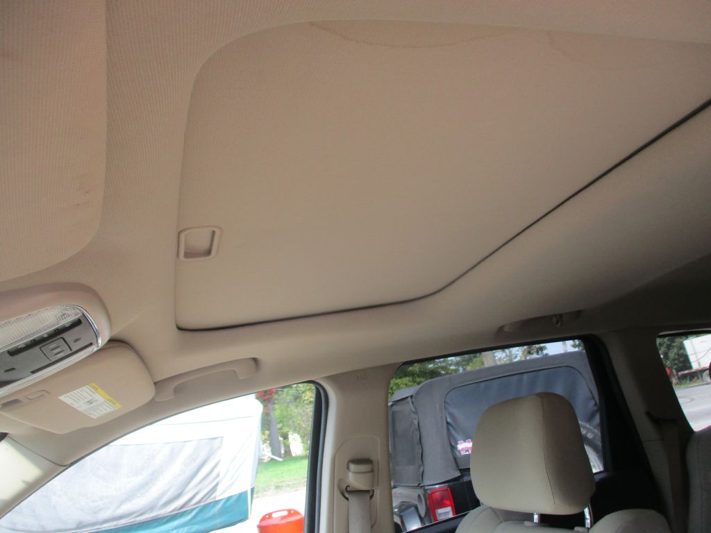 Photo 12 of this JEEP GRAND CHEROKEE