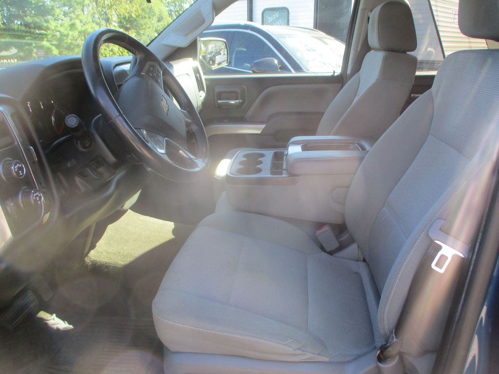 Photo 12 of this CHEVROLET SILVERADO 1500