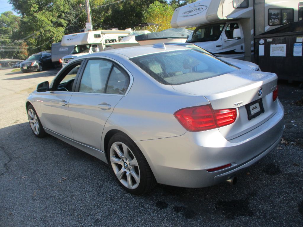 Photo 5 of this BMW 320