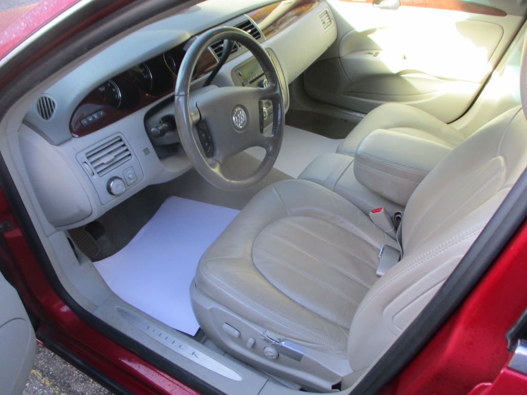 Photo 8 of this BUICK LUCERNE
