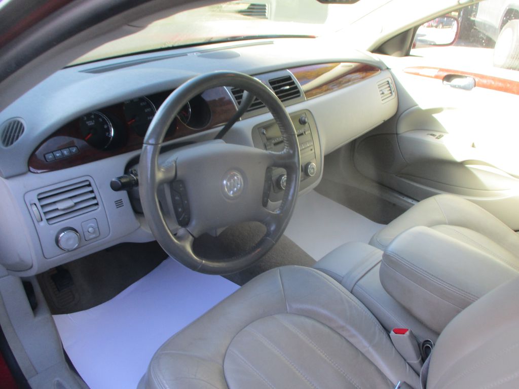 Photo 11 of this BUICK LUCERNE