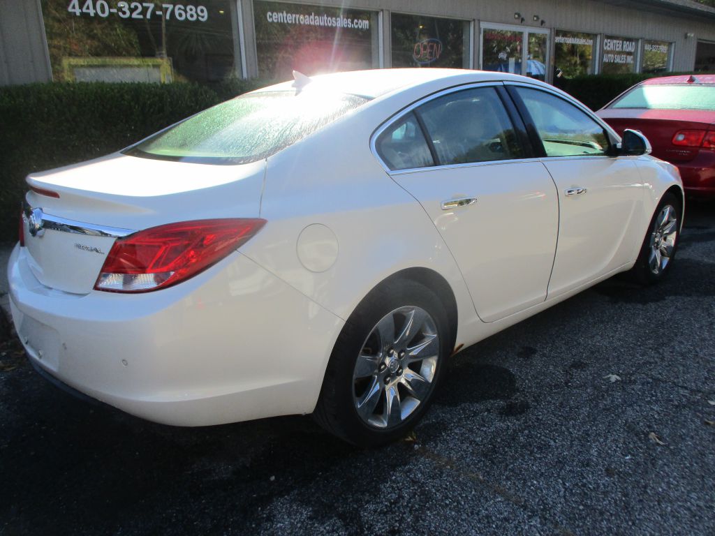 Photo 5 of this BUICK REGAL